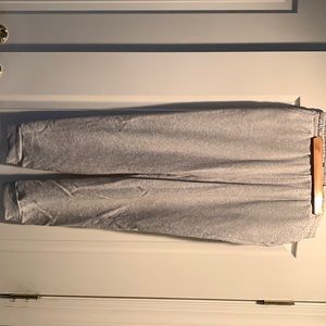 Grey sweatpants with pockets